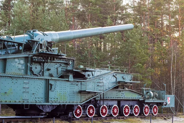 Geniş kalibreli demiryolu topları. Fort Red Hill, Krasnaya Gorka, Leningrad