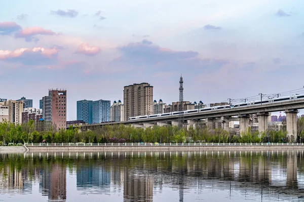 Cidade Paisagem Ferroviária Alta Velocidade Rio Yitong Changchun China — Fotografia de Stock