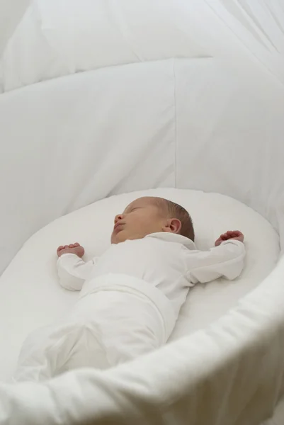 Newborn baby sleeping — Stock Photo, Image