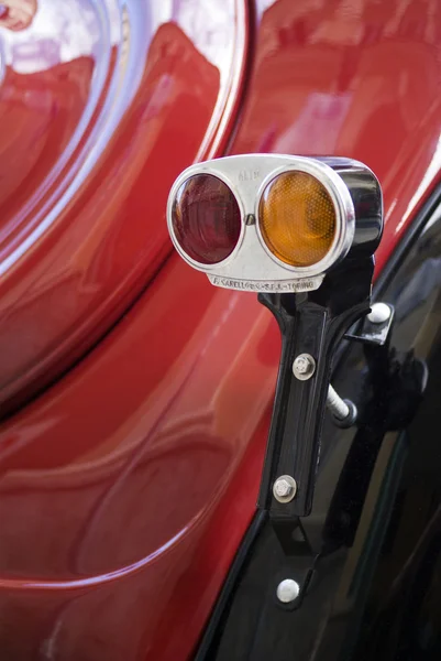 Clássico vintage carro cauda luz — Fotografia de Stock
