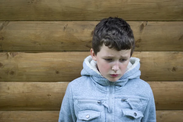 Olycklig liten pojke — Stockfoto