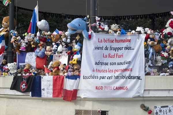 Memoriali Makeshift lungo la Promenade des Anglais a Nizza — Foto Stock