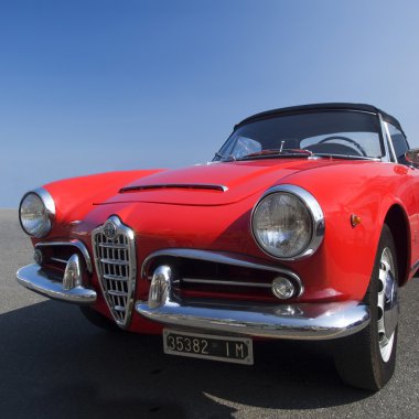 eski model klasik araba