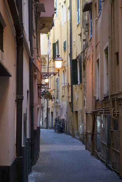 Italian narrow street — Stock Photo, Image