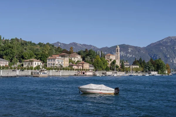 Italien Lombardiet Comosjön Tremezzo Utsikt Över Staden Bredvid Sjön — Stockfoto