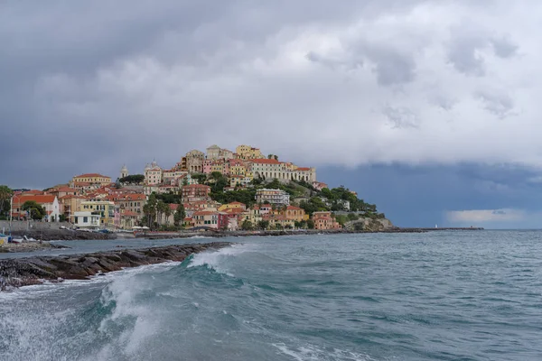 Eski Imperia Kasabası Yağmurlu Bir Günde Deniz Manzarası Talyan Rivierası — Stok fotoğraf