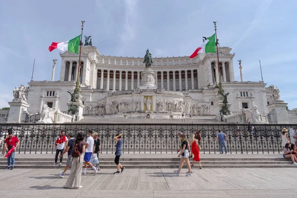 Roma Italia Junio 2021 Gente Piazza Venezia Roma Monumento Víctor — Foto de Stock