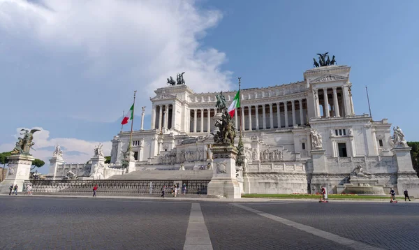 Rome Italy June 2021 People Piazza Venezia Rome Monument Victor — Stock Photo, Image