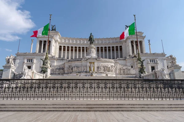 Pomnik Wiktora Emmanuela Zwany Również Vittoriano Został Zbudowany Cześć Pierwszego — Zdjęcie stockowe