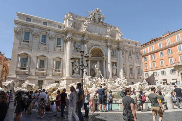 Rome Italië Juni 2021 Toeristen Rome Genieten Van Een Majestueus — Stockfoto