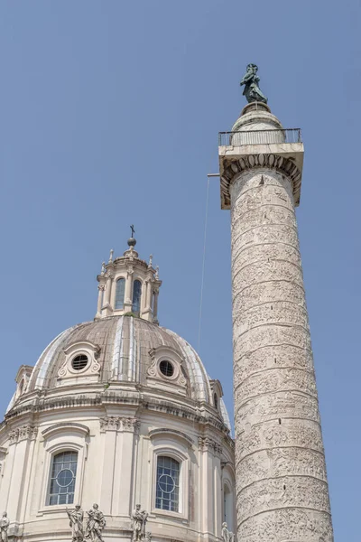 Trajan Column Church Saints Luca Martina Street Dei Fori Imperiali — Stock Photo, Image