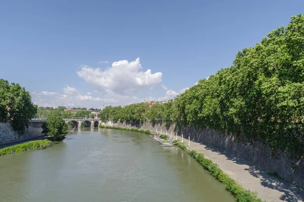 Fiume Tevere Vicino All Isola Tiberina Isola Tiberina Roma — Foto Stock