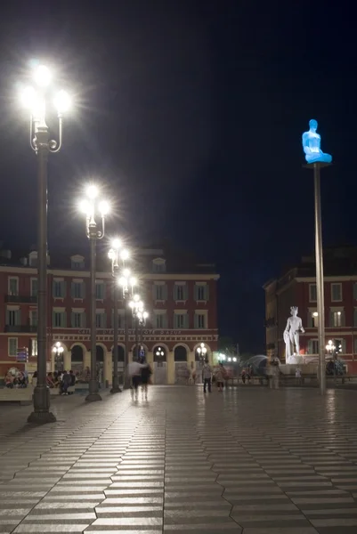 Bonito, Francia. Plaza Massena en la noche — Foto de Stock