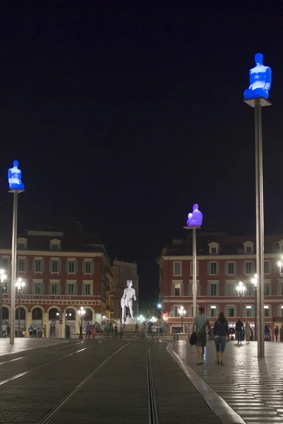 Bonito, Francia. Plaza Massena en la noche — Foto de Stock