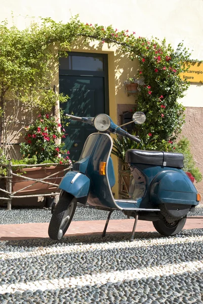 Klassieke scooter — Stockfoto