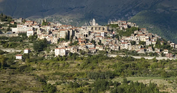 意大利。因佩里亚省。中世纪的村庄 Triora — 图库照片