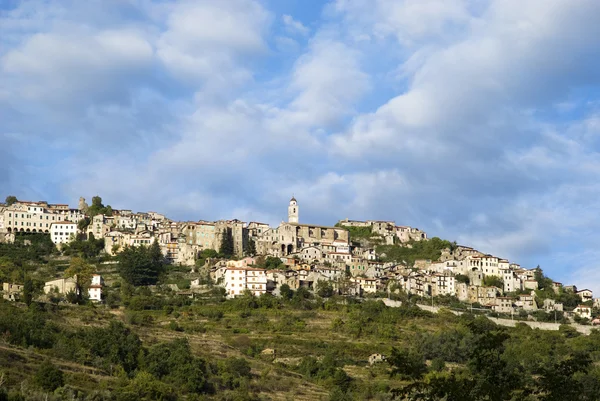 Italie. Province d'Imperia. Village médiéval Triora — Photo