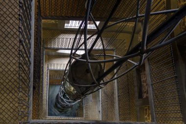 Çek Cumhuriyeti Prag 'daki Old Town Hall' da asansör görüntüsü