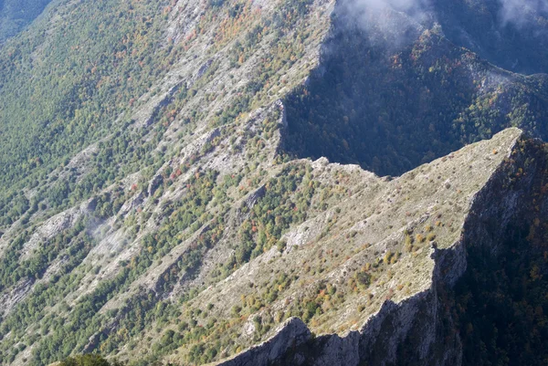 Grzbiet. Alpy Liguryjskie, Włochy — Zdjęcie stockowe