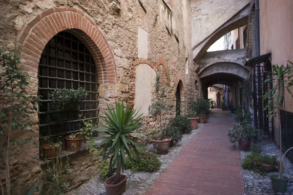 Italienische enge Straße — Stockfoto