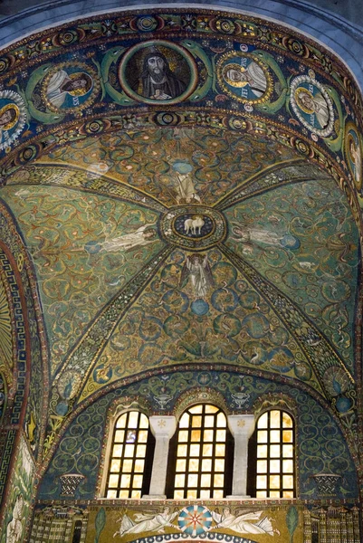 Stropní mozaiky baziliky San Vitale — Stock fotografie