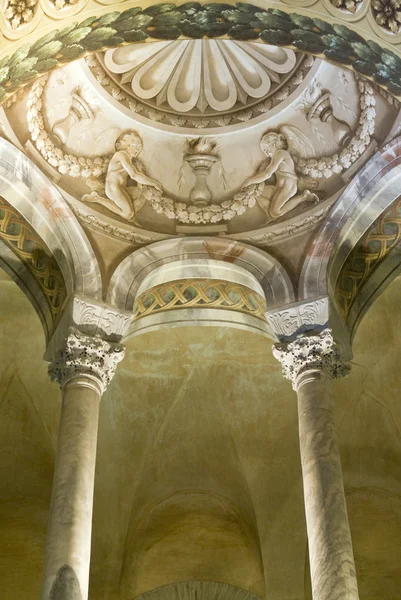 Basiliek van San Vitale interieur — Stockfoto