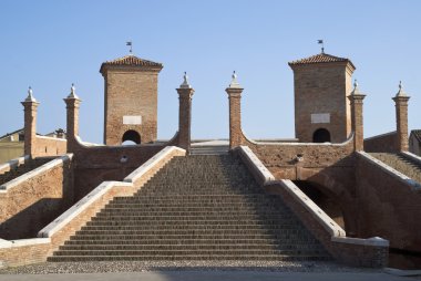 Köprü Comacchio, İtalya