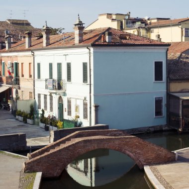 Kanal Köprüsü. Comacchio kasaba, İtalya