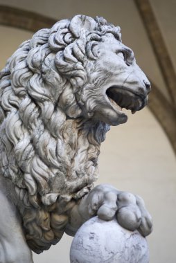 Aslan, Floransa Mermer heykel
