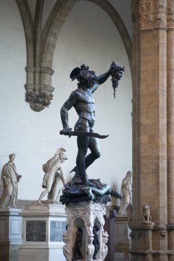 Cellini, Floransa heykelin Perseus