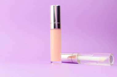 Göz ve dudak makyajı için temel kozmetikler