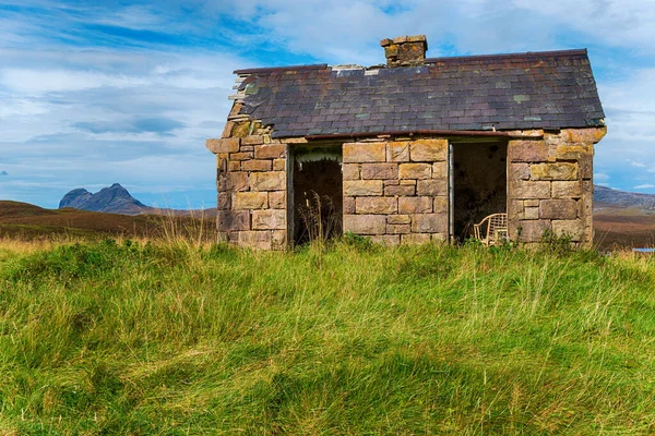 Ένα Παλιό Bothy Στο Elphin Στα Highlands Της Σκωτίας Και Royalty Free Εικόνες Αρχείου