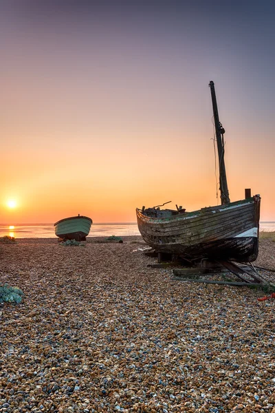 Sunrise over Fishing Boats on a Beach — Stock Photo, Image