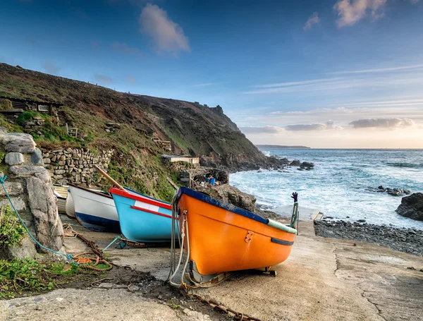 Vissersboten op Cape Cornwall — Stockfoto