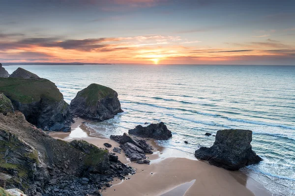 Dramatische hemel op de kust van Cornwall — Stockfoto