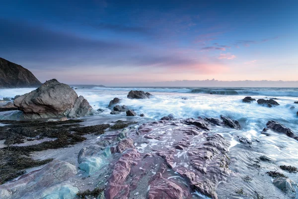 La plage de Portwrinkle en Cornouailles — Photo