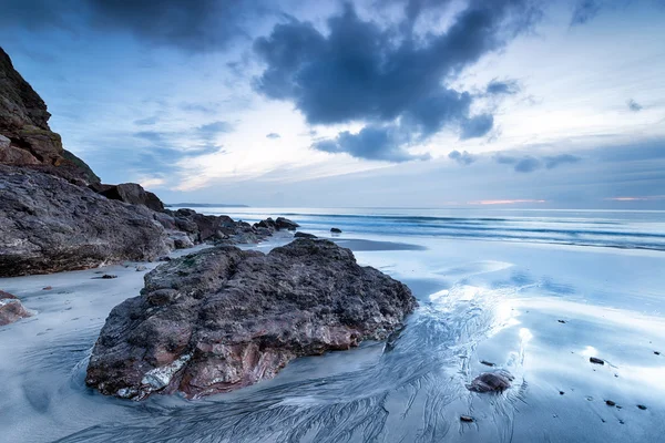 Gryning över Pentewan Sands — Stockfoto