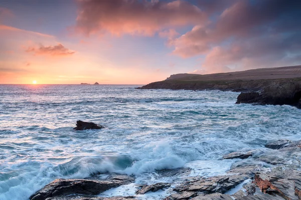 Zonsondergang op de kust van Cornwall — Stockfoto
