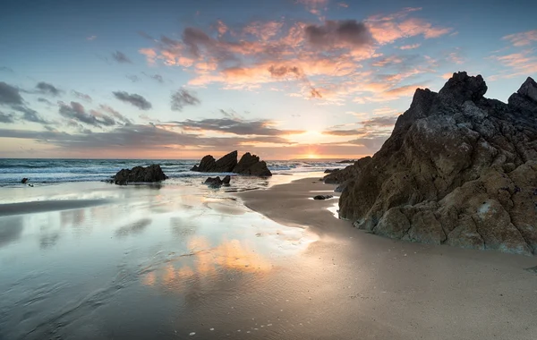 Impresionante puesta de sol en Whitsand Bay —  Fotos de Stock