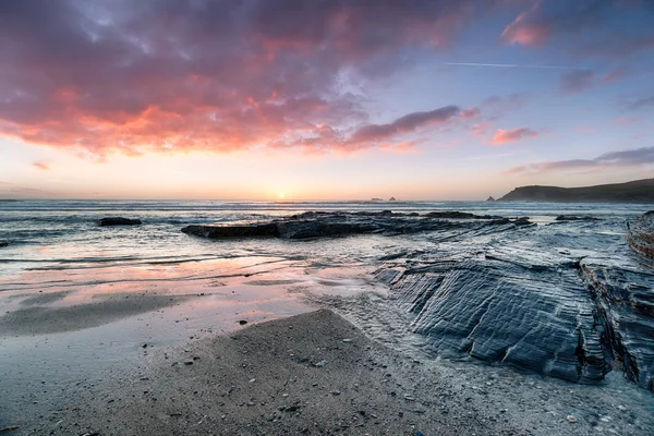 Puesta de sol en la costa de Cornualles — Foto de Stock