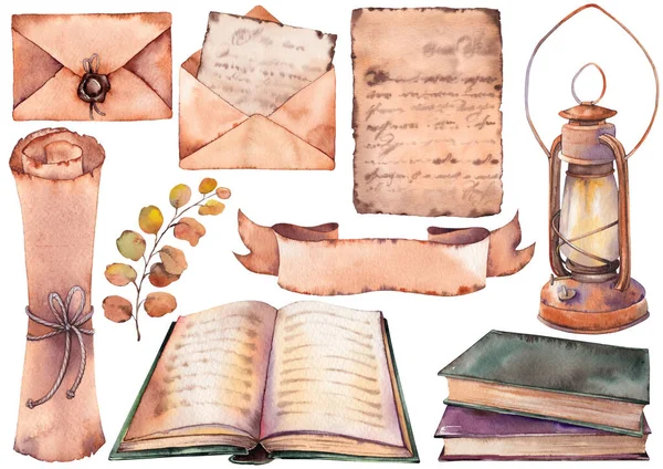 Набір старовинних книг, паперів, конвертів та ламп . — стокове фото