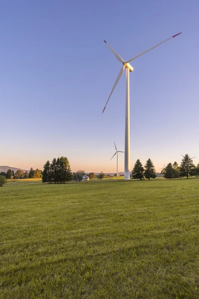 Wiatr wiatru energii parku przemysłowym energii produkcja — Zdjęcie stockowe