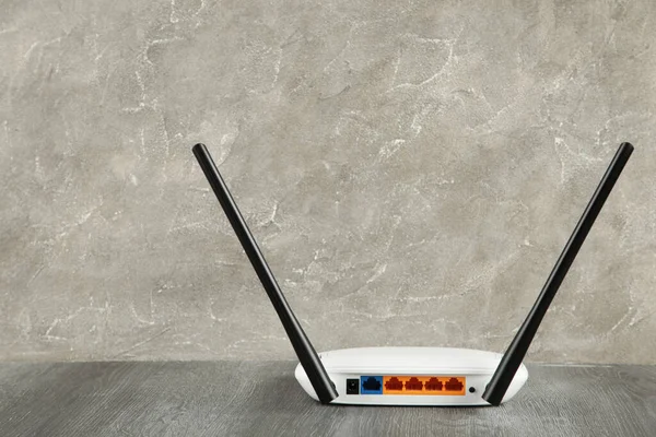 Wireless Router Grey Background Top View — Stock Photo, Image