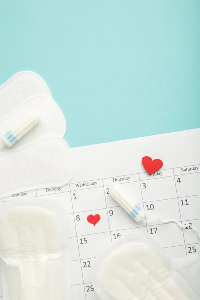 Calendario Menstruación Con Tampones Almohadillas Algodón Días Críticos Para Mujer — Foto de Stock