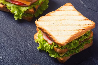 Taze clubsandwiches yaptı