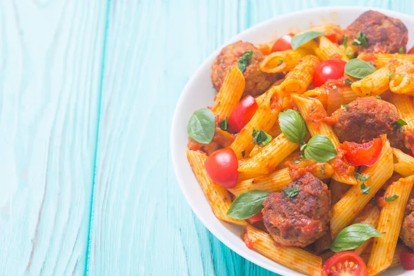 意大利盘面配肉丸子和西红柿 食品背景 — 图库照片