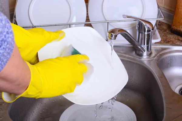 Tvätta skålen — Stockfoto
