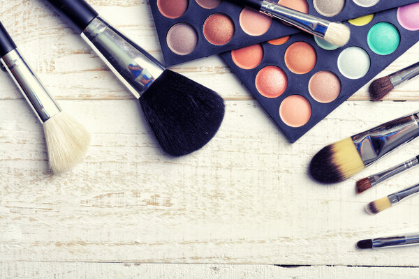 Make up brush & palette 