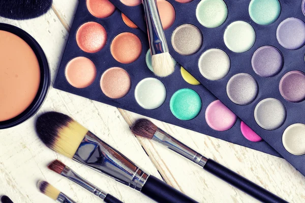 Make up brush & palette — Stock Photo, Image