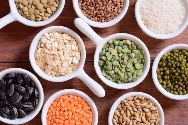 Cereals in ceramic bowls — Stock Photo, Image